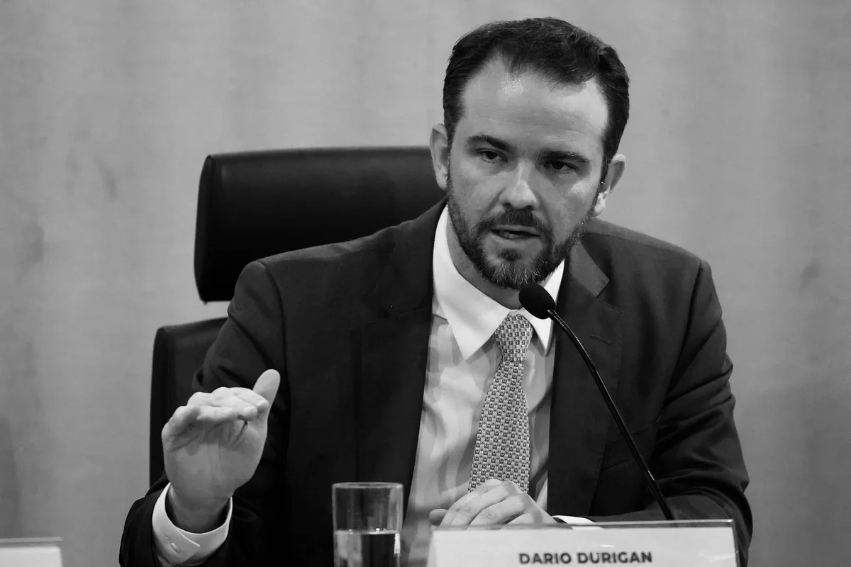 Custos quase invisíveis no crédito público