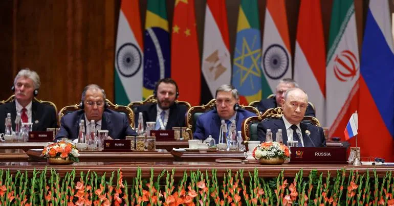 Kremlin diz que encontro Putin-Zelensky no G20 é impossível
