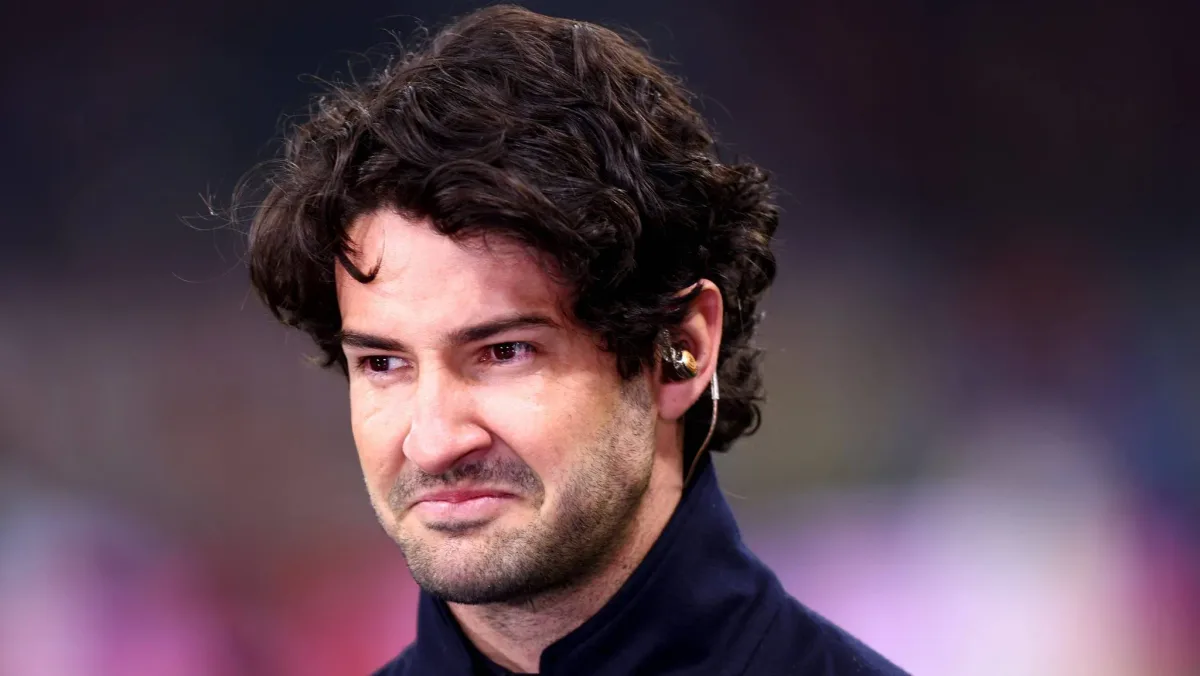 ‘Aposto nele de olhos fechados. É brilhante’: Alexandre Pato exalta reforço do Milan