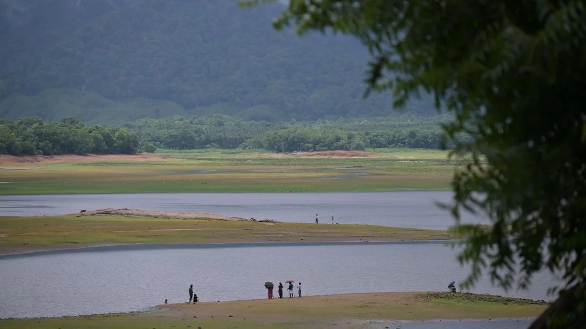 Tourist rush threatens Malampuzha water source, warns PROUD