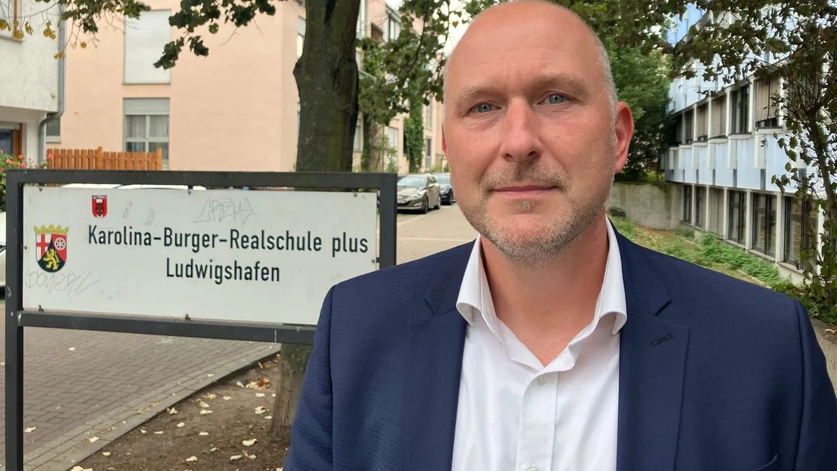 Brennpunkt Ludwigshafen: „Verstecken uns nicht“ - ADD zeigt Präsenz an Krisenschule