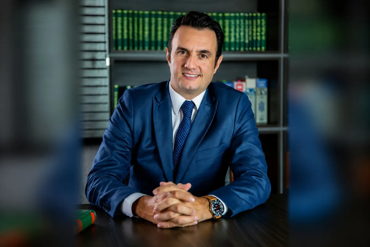 Jeferson Rocha (PRD) declara patrimônio de R$ 14 milhões: veja bens do candidato ao Senado por SC