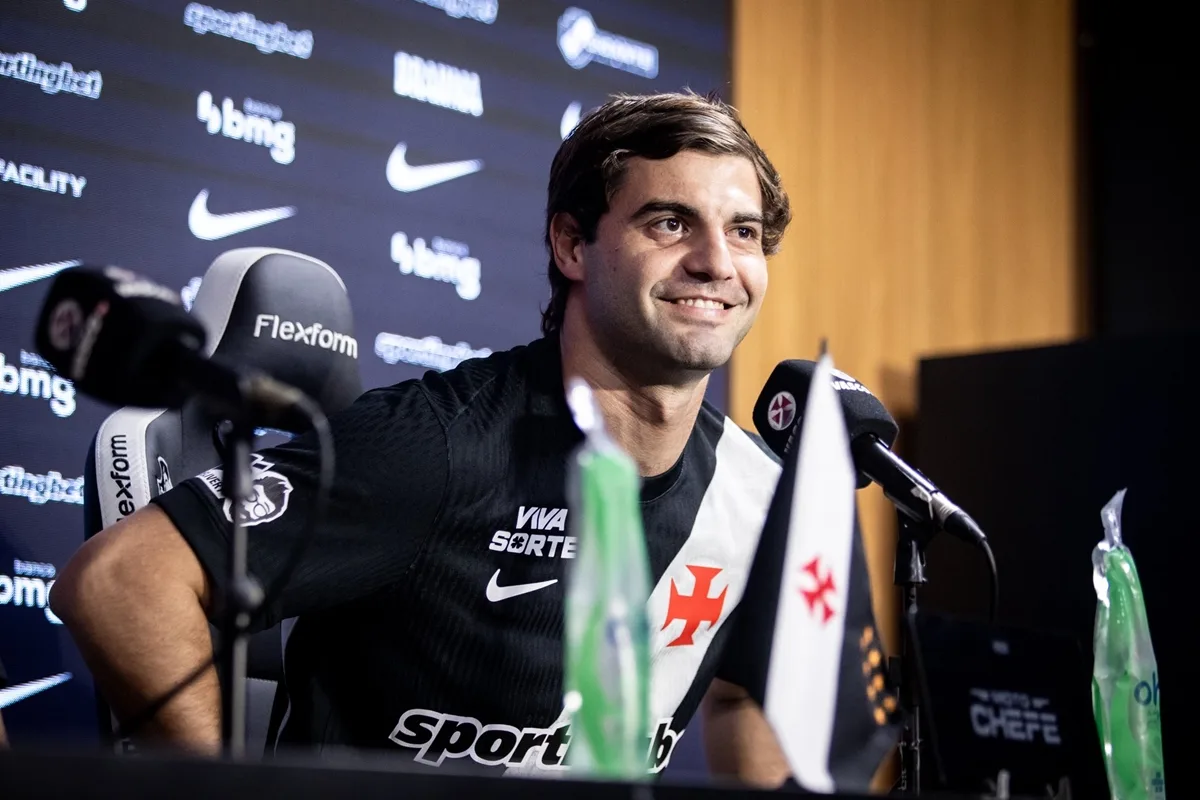 Apresentado, Sosa fala sobre jogo entre Vasco e Santos: "Uma final"