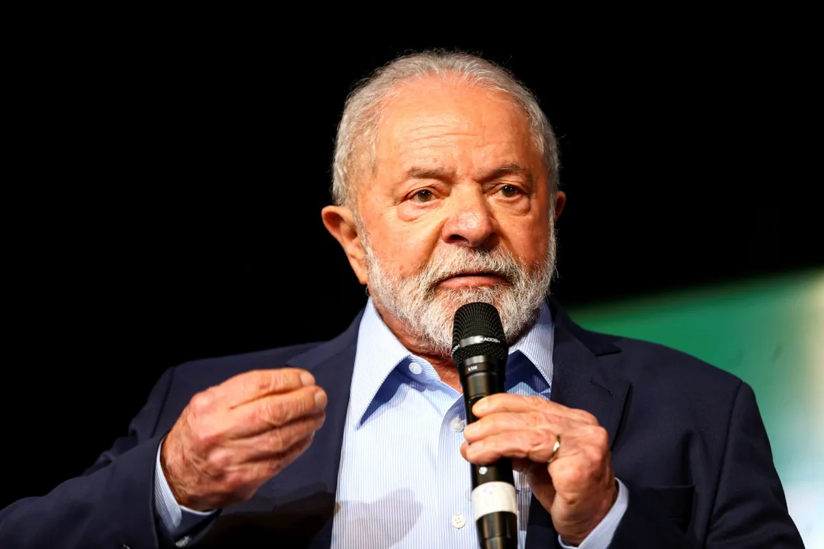 Investidores fogem do real e apertam o cerco diante da sombra da reeleição de Lula