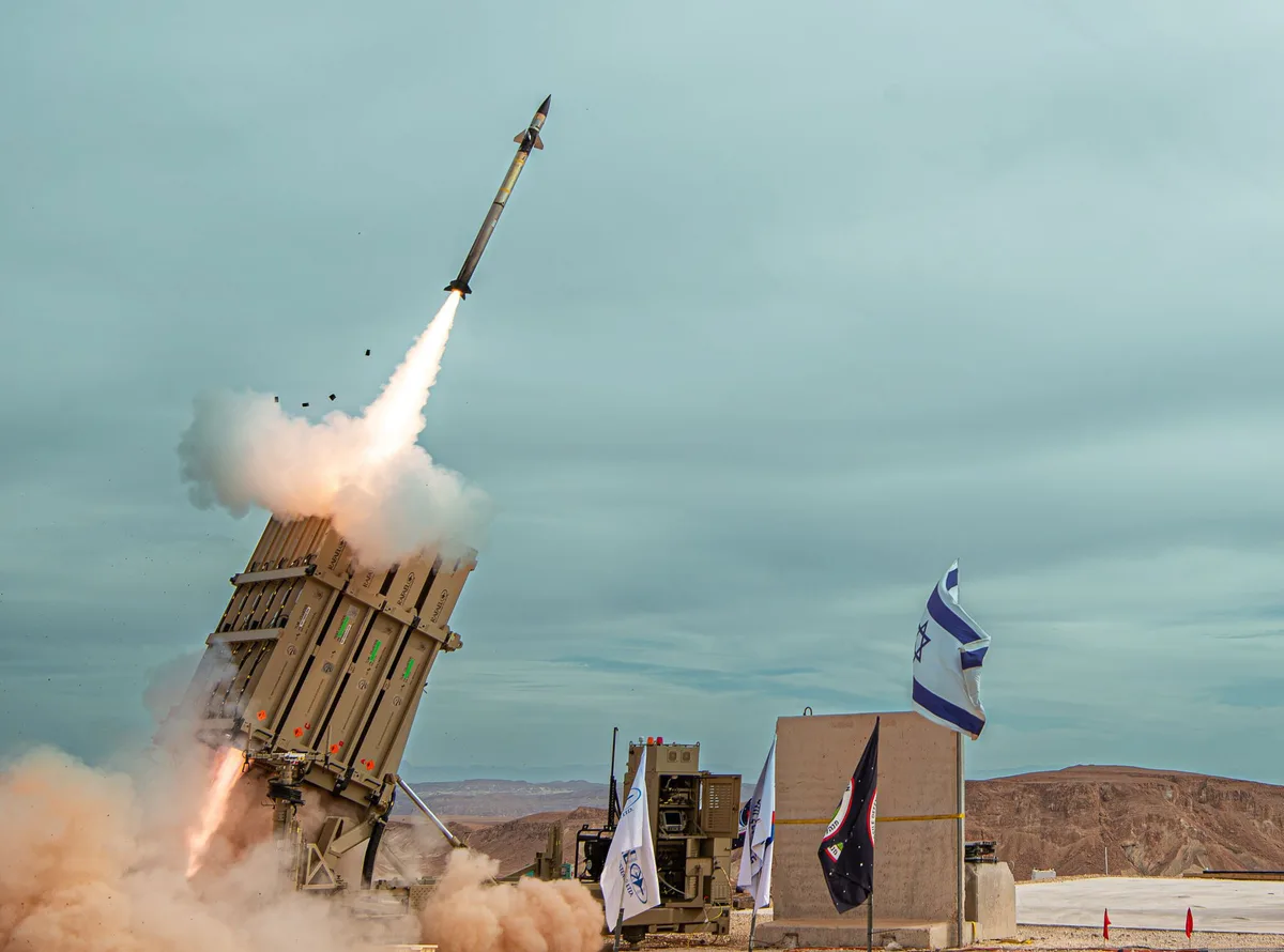 Israel y Grecia estrechan su alianza con su mayor acuerdo armamentístico, por valor de 3.000 millones