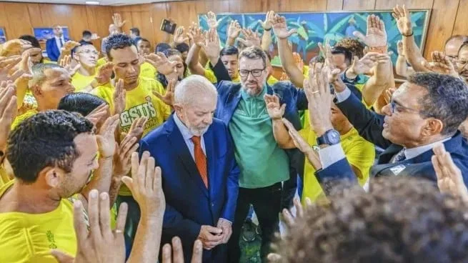 Em nova carta aos evangélicos, Lula conecta fé, vida cotidiana e direitos sociais