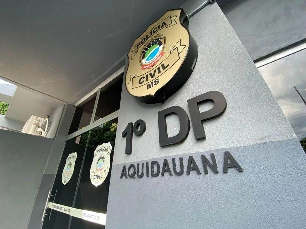Policial é preso suspeito de oferecer falso emprego para abusar de jovem