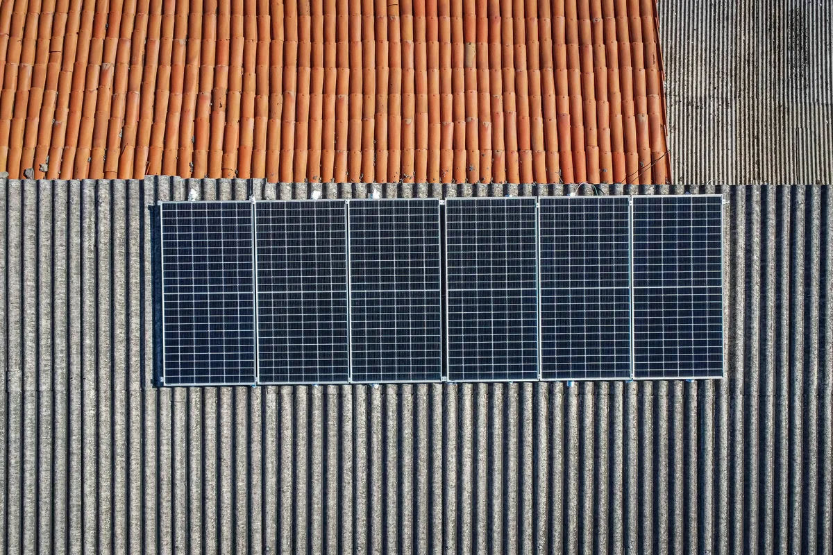 'Gato solar' vira nova frente de guerra no setor elétrico