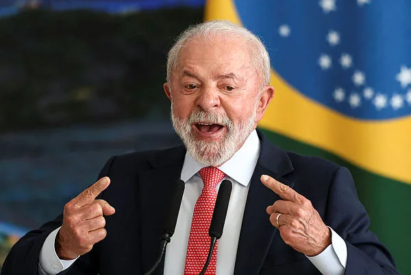 Lula critica ação dos EUA na Venezuela: “Não é bom para a democracia”