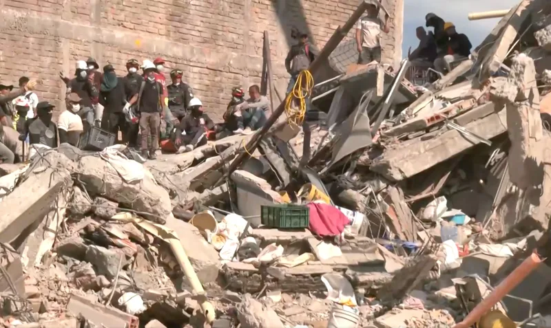 De la Espriella decreta emergência econômica após terremoto que matou ao menos 265 na Colômbia