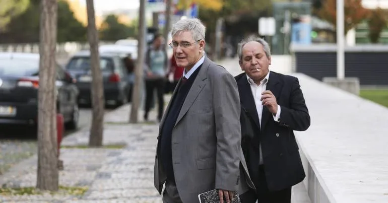 Espião expulso das secretas trabalha com TVDE