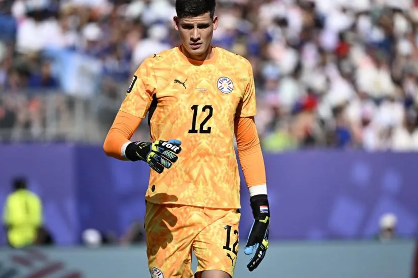 Mercato : Lille recrute le gardien du Paraguay Orlando Gill, qui a croisé les Bleus à la Coupe du monde