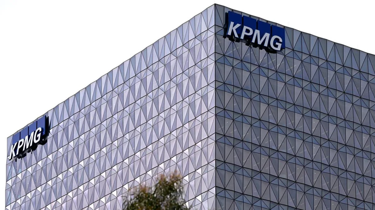 Macquarie Group dumps scandal-plagued auditor KPMG in major auditing blow