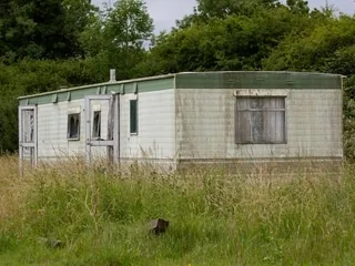 Un Espagnol risque jusqu’à quinze mois de prison pour avoir installé une maison préfabriquée sur son terrain