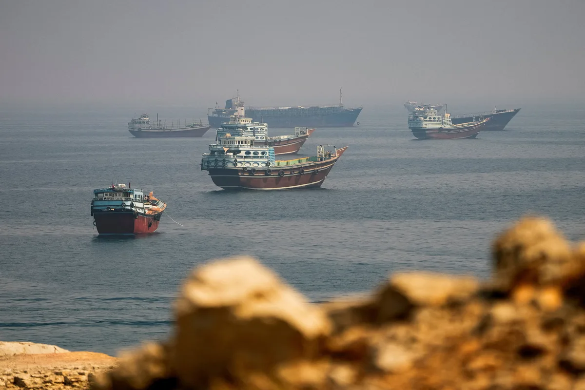 U.S. and Iran exchange attacks as lull in war appears over