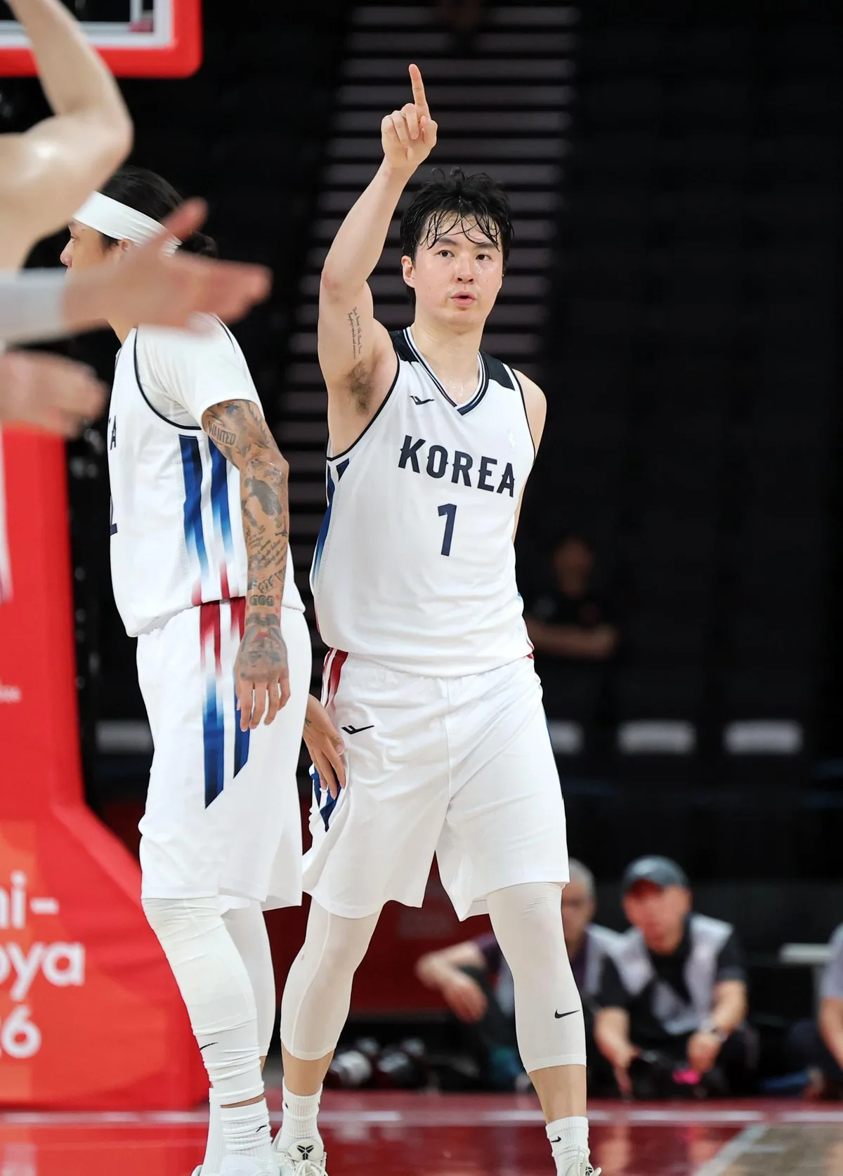 ‘이현중 26점’ 한국 농구, 이란 26점 차 완파…12년 만에 결승