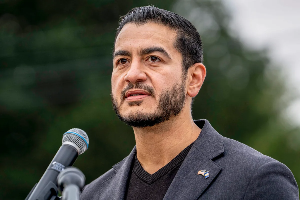 Abdul El-Sayed says Democrats must ‘win by massive numbers’ to fend off GOP election denial