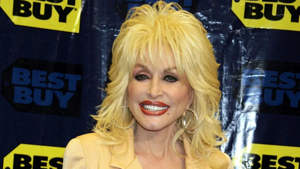 Dolly Parton battling cancer before death