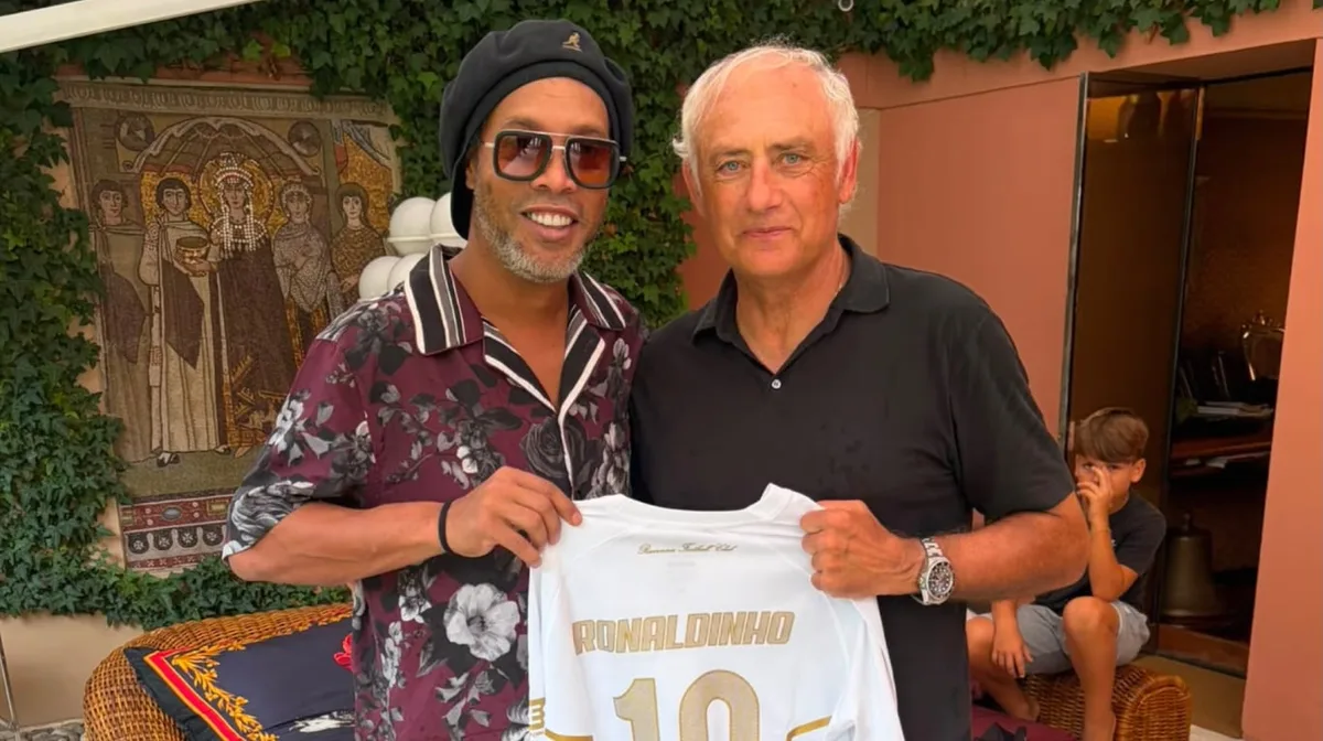 Ronaldinho confirmó su regreso al fútbol profesional a los 46 años: jugará en un club de la Serie C de Italia