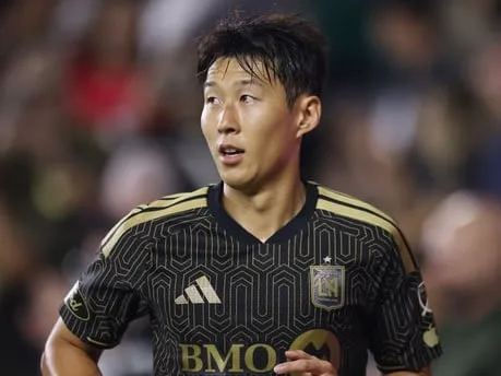 '아 통한의 골대!' 손흥민, 극장골 날아갔다...'FK 득점 유도+경고 유도 2회'에도 승리 실패→LAFC, 뉴욕시티 원정 1-1 무승부