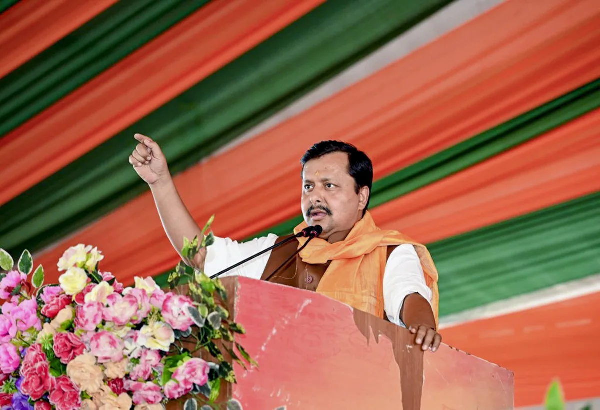 Nitin Nabin holds first meeting with BJP's newly appointed national team