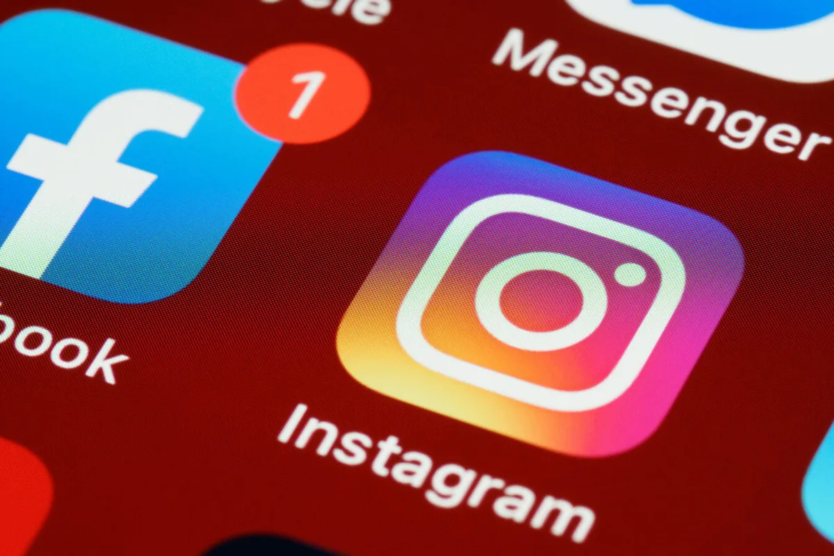 2 heures par jour sur Facebook et Instagram : Meta s’engage à limiter l’accès des mineurs aux États-Unis