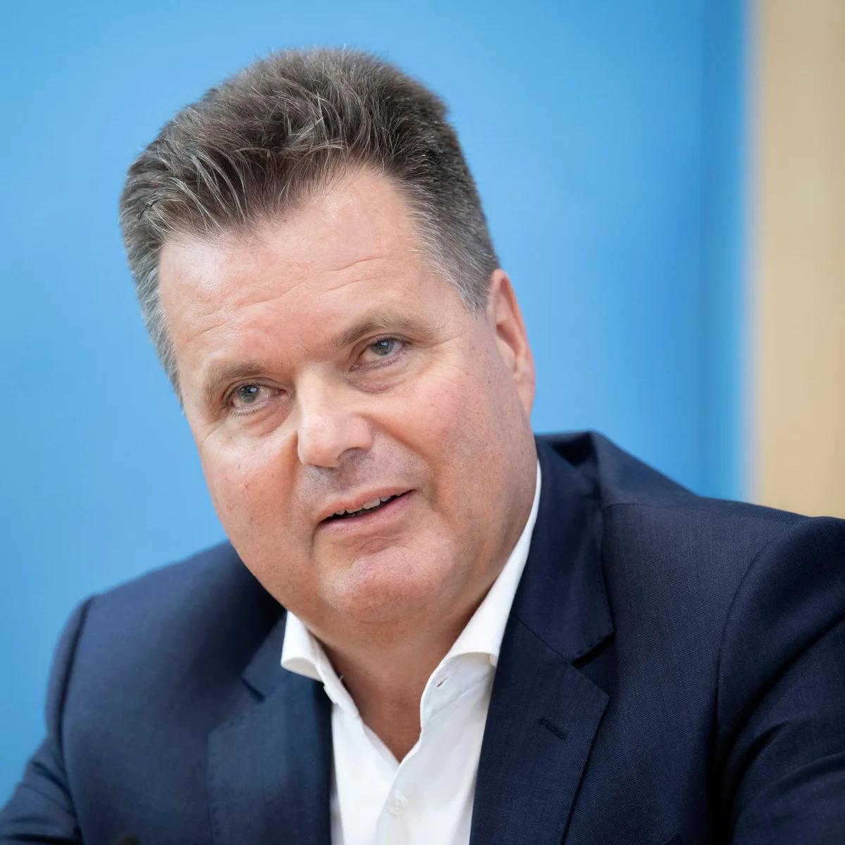 Gleichstellung - Behindertenbeauftragter Dusel: Gesetz für mehr digitale Barrierefreiheit reicht nicht aus