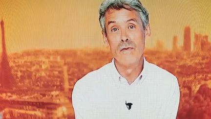 "Ce magnéto n'a pas été compris, c'est donc qu'il était raté" : Yann Barthès revient sur ses propos polémiques sur les personnes vivant sous les toits en pleine canicule