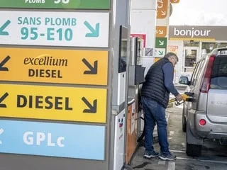 TotalEnergies s’engage à baisser les prix du gazole de 8 à 12 centimes pour les particuliers, de 20 centimes pour le GNR