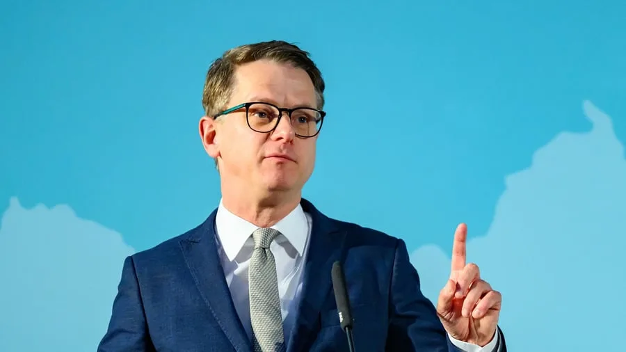 Gesundheit: Linnemann gegen Rentenkürzungen für pflegende Angehörige