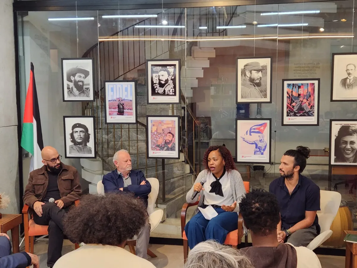 ‘A melhor forma de dizer que estamos com Fidel é derrotar a direita’, diz Stedile em lançamento de documentário do BdF