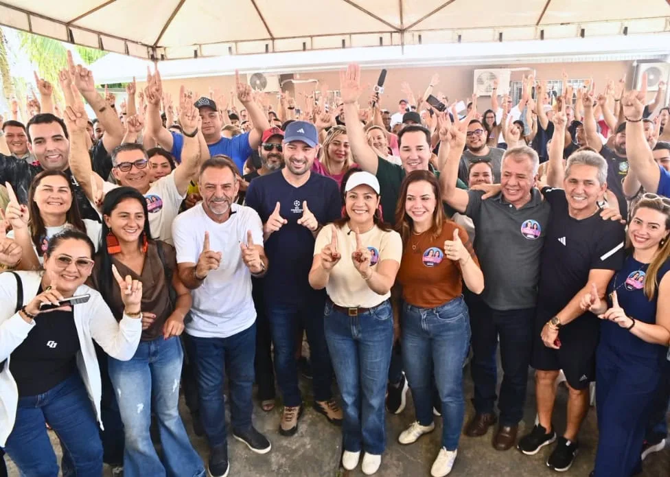 Mailza inicia campanha em Cruzeiro do Sul com apoio de lideranças políticas em grande festa