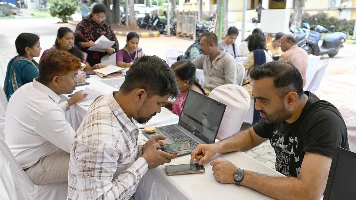 Amid bulk filing, ECI sets limit on Form 7 submissions