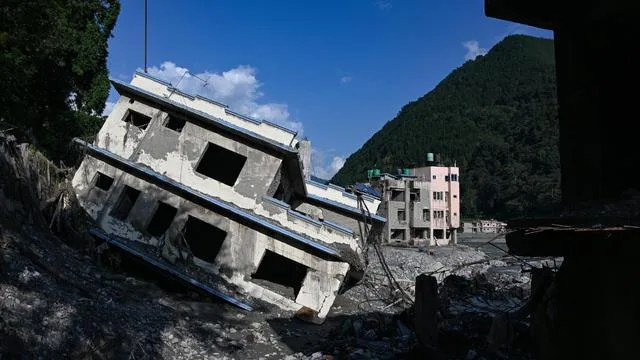 Überschwemmungen in Nepal: Mehrere Vermisste nach erneuter Sturzflut in Nepal