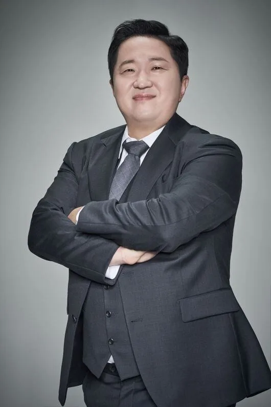 정형돈, 불안장애 활동중단→"일 없다" 토로하더니..'전쟁 토크쇼' MC 발탁[공식]