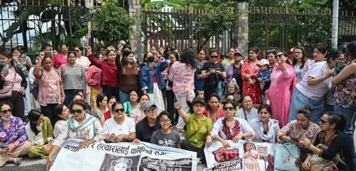 Nepal: Nach Tod eines dreijährigen Mädchens gehen Menschen in Nepal auf die Straße