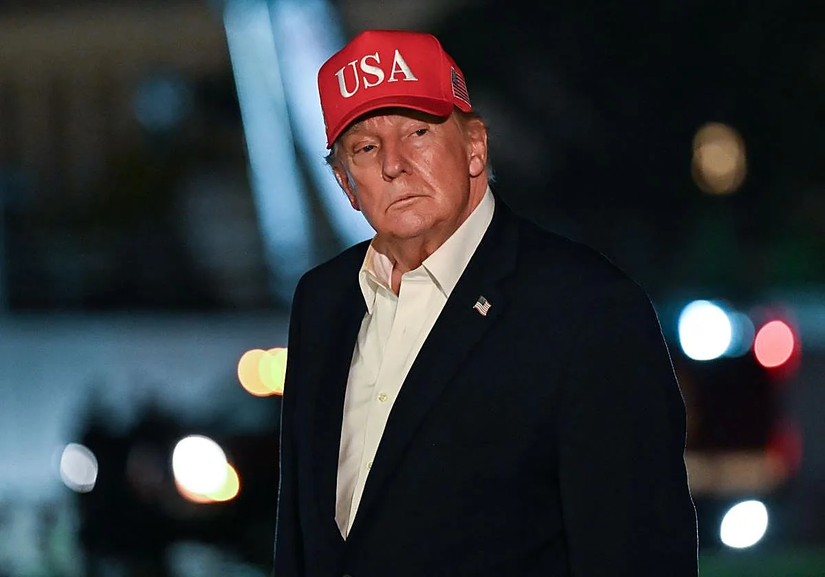 Trump considera lanzar la 'madre de todas las bombas' sobre Irán