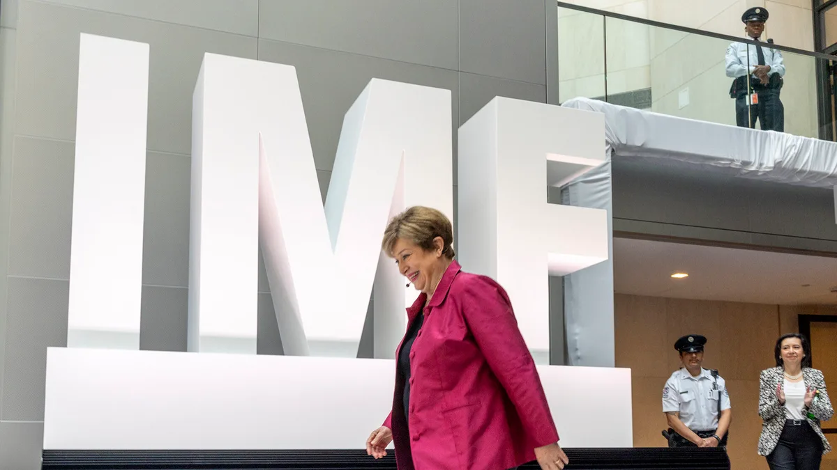 FMI alerta que crescimento global está mais concentrado num pequeno grupo de países