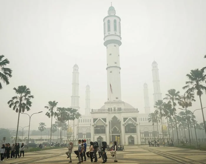 Indonesia accused of ‘gross negligence’ in wildfires lawsuit as haze tests region