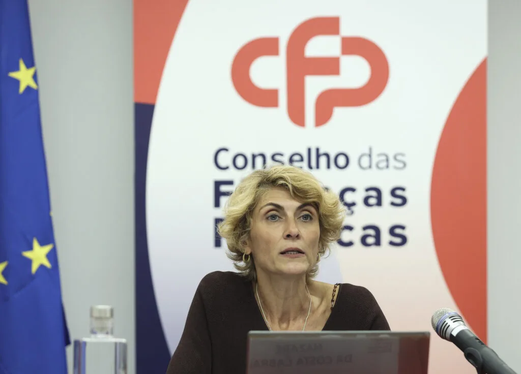 CFP vê riscos no crescimento de 2027 e considera pouco provável inflação de 2,9% em 2026