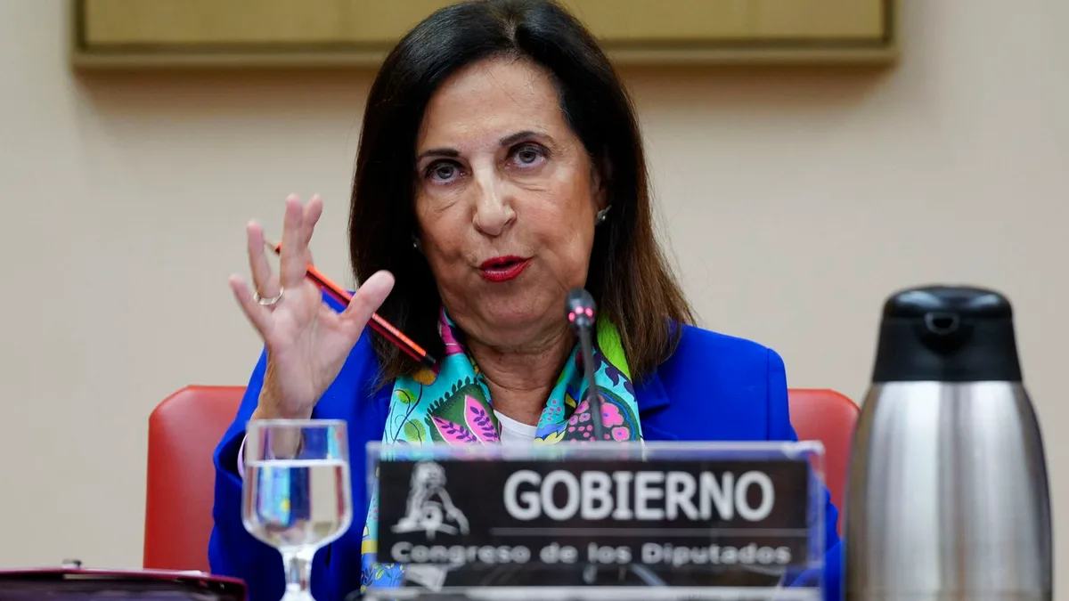 Defensa e Interior agravan su brecha por Ceuta: Robles dice que el CNI "compartió" información y Marlaska niega que avisara