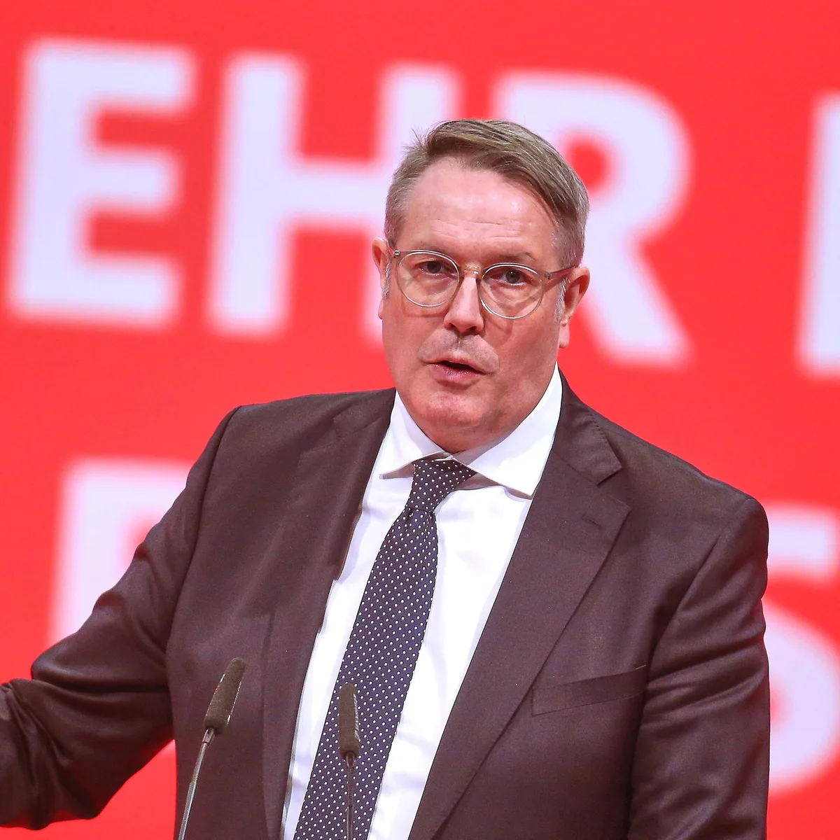 Nachfolger von Bärbel Bas - Ehemaliger Ministerpräsident Schweitzer soll neuer Bundesarbeitsminister werden