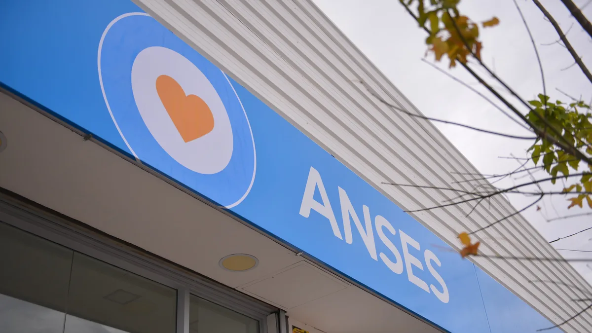 ANSES: quiénes cobran hoy, viernes 21 de agosto de 2026
