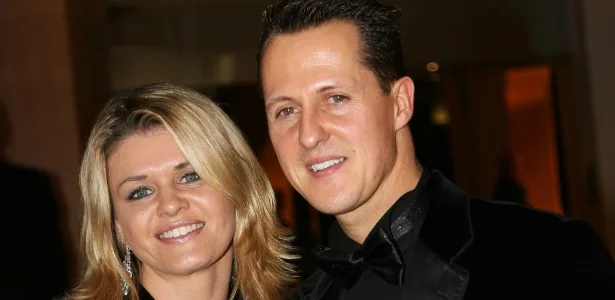 Esposa de Schumacher revela 'música do casal' e desabafa: 'Choro ao ouvir'