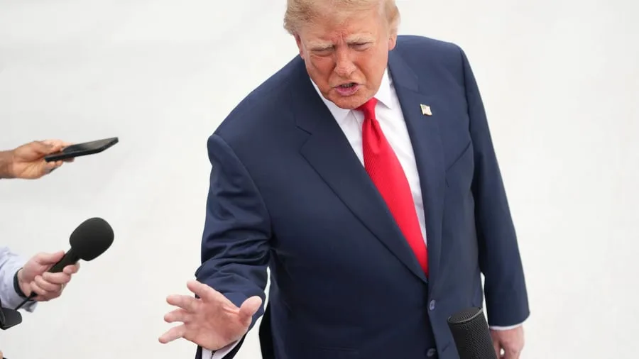 Ukraine-Krieg: Ukrainische Regierung stützt Selenskyj nach Trump-Attacke