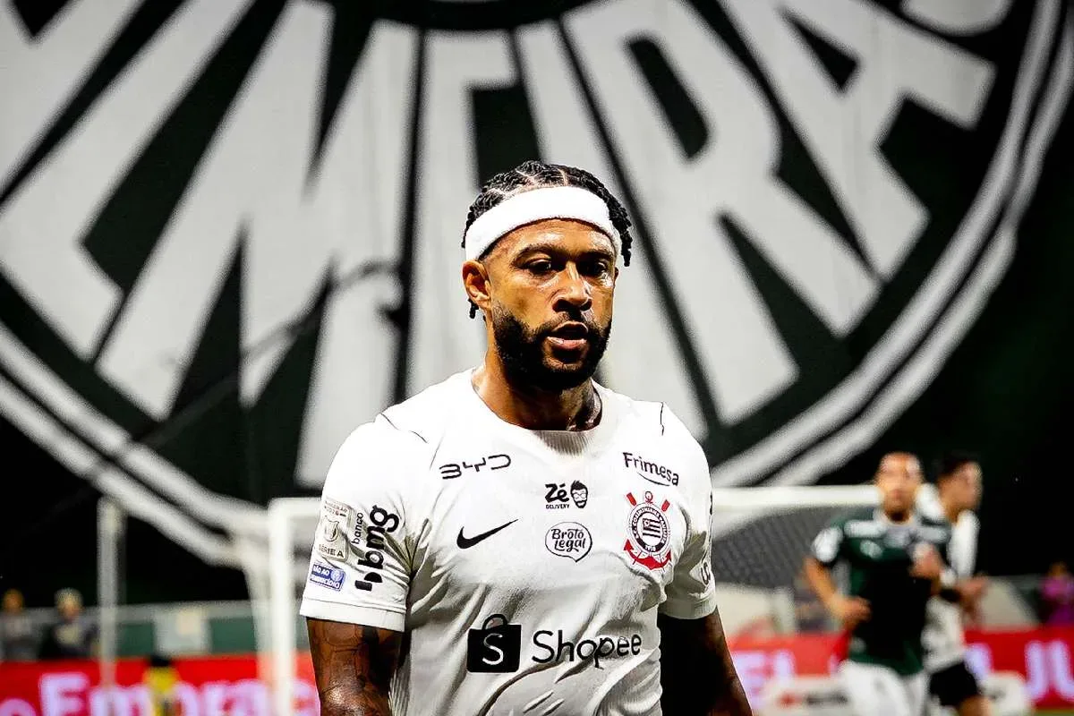 Memphis Depay vive pior temporada da carreira e preocupa o Corinthians