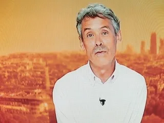 « Est-ce que ça méritait autant de haine ? » : Yann Barthès se défend après sa blague polémique pendant la canicule