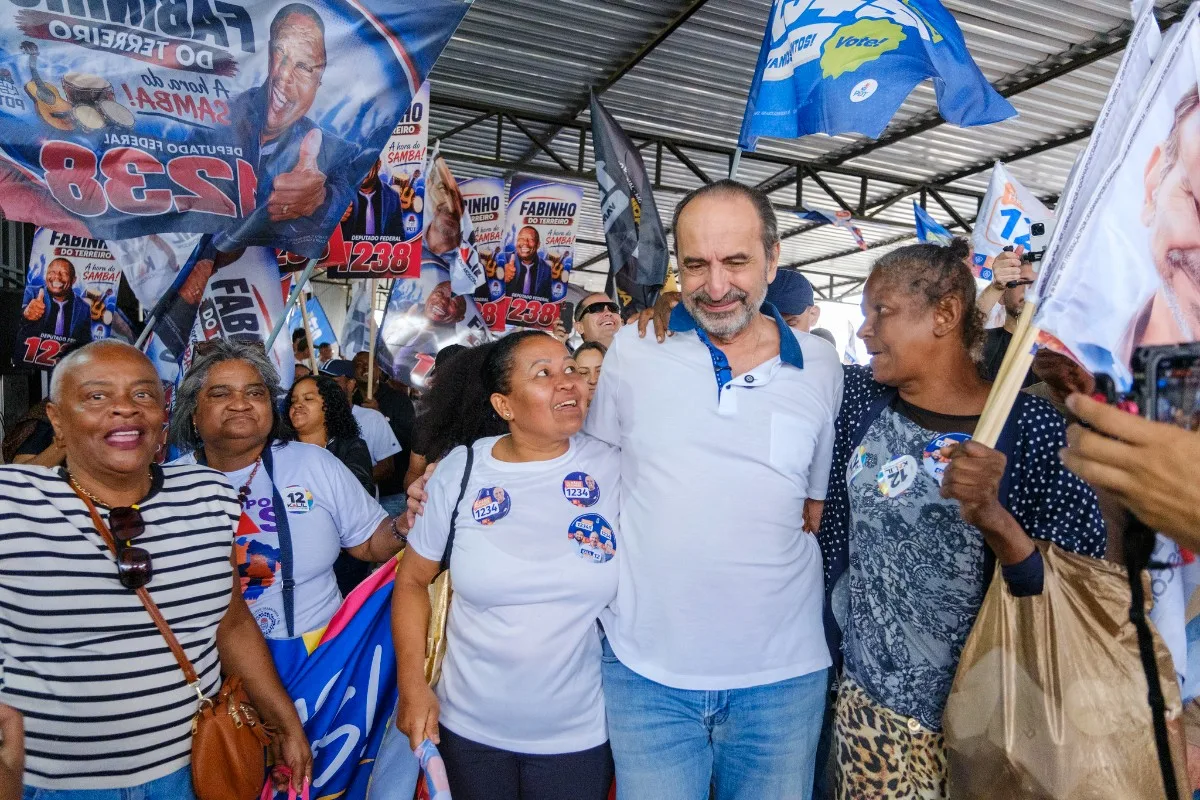 Kalil lança campanha em BH e anuncia pausa para transplante de córnea