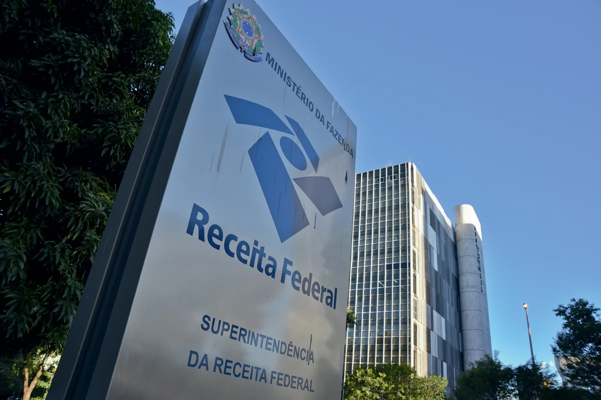 Receita suspeita que grupo alvo da PF pagou licença de bet com dinheiro ilícito