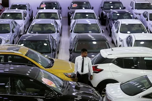 Business confidence edges higher in July despite inflation and war risks